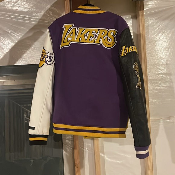 LOS ANGELES LAKERS COLOR BLOCK VARSITY JKT - Picture 4 of 12